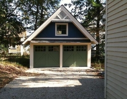 Lakeville Carriage House